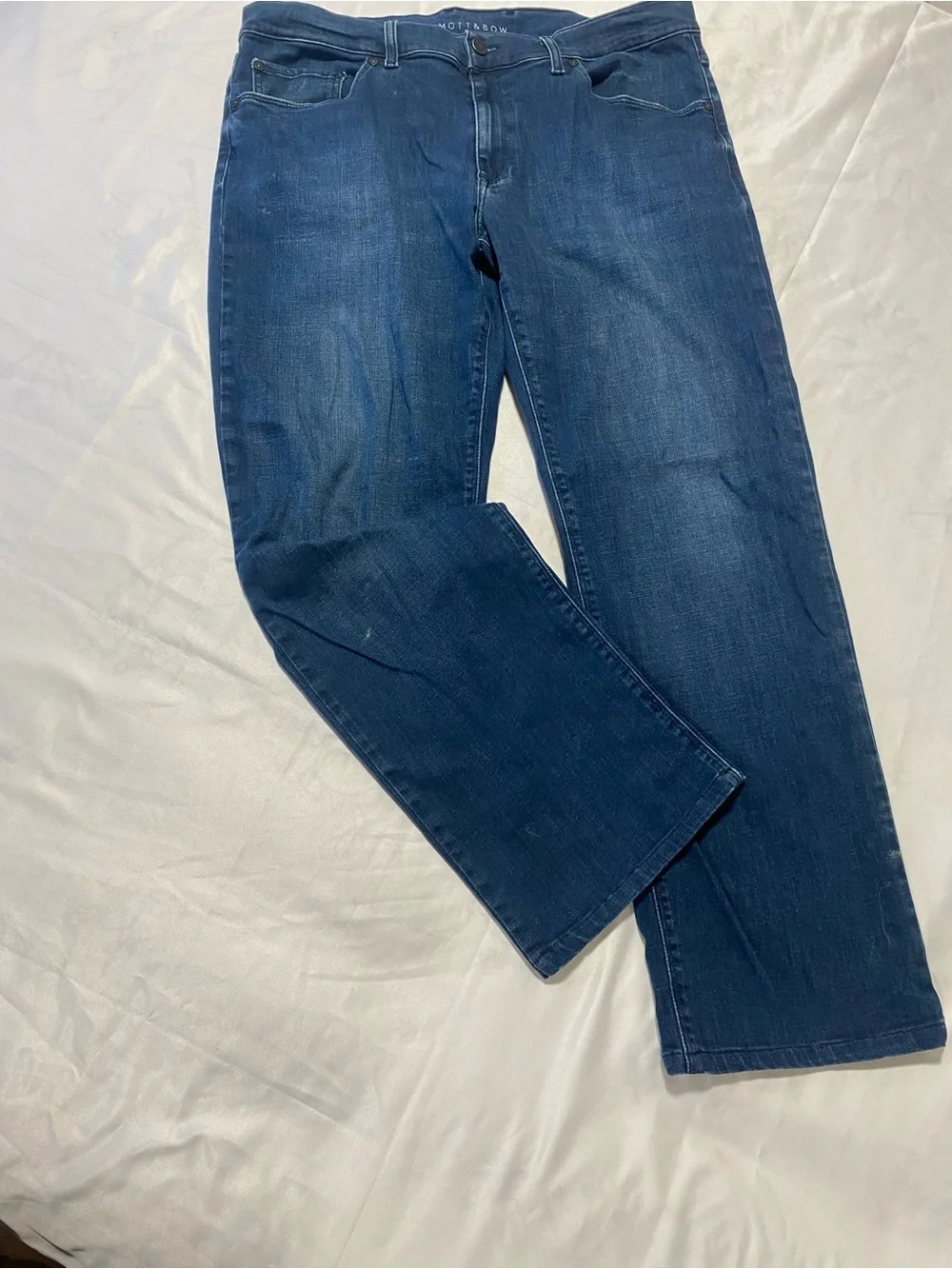 Mott & Bow Men's Straight Jeans in Deep Indigo